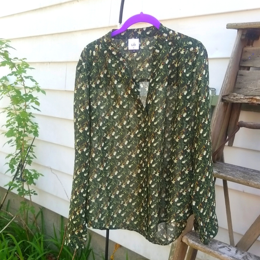 Cabi sweet gauzy button down green floral liberty print  - M